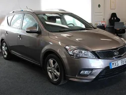 Ljusbrun Begagnad 2012 Kia Ceed Kombi | 94 900 kr (Marknadspris)