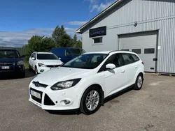 Vit Begagnad 2013 Ford Focus Titanium Kombi | 64 900 kr (Marknadspris)