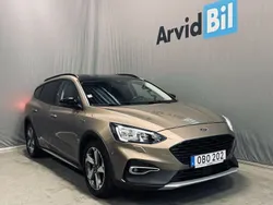 Grå Begagnad 2019 Ford Focus Active Kombi | 158 700 kr (Marknadspris)
