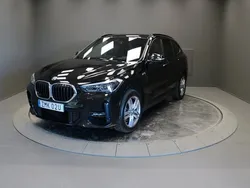 Svart Begagnad 2022 BMW X1 M Sport SUV | 339 000 kr (Marknadspris)