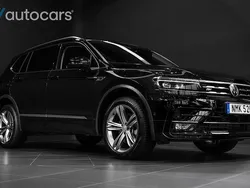 Svart Begagnad 2021 VW Tiguan Allspace R-line SUV | 418 750 kr (Marknadspris)