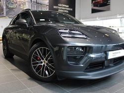 Grå (volcano grey metallic) Begagnad 2024 Porsche Macan SUV | 1 095 000 kr (Dyr)