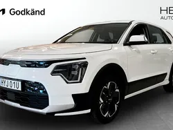 Vit (white) Begagnad 2024 Kia e-Niro SUV | 359 900 kr (Lite dyr)
