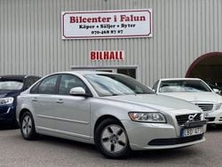 Vit Begagnad 2010 Volvo S40 Kinetic Sedan | 69 900 kr (Lite dyr)