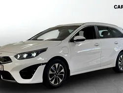 Vit (white) Begagnad 2022 Kia Ceed Sportswagon Advance Kombi | 219 900 kr (Marknadspris)