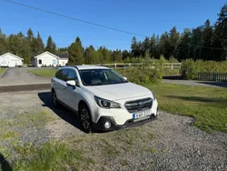 Vit Begagnad 2018 Subaru Outback SUV | 189 000 kr (Marknadspris)