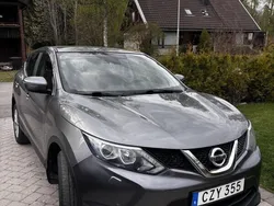 Grå Begagnad 2016 Nissan Qashqai SUV | 119 900 kr (Marknadspris)