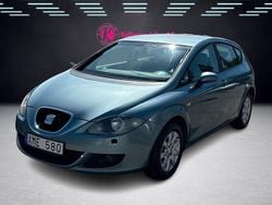Ljusblå Begagnad 2005 Seat Leon Reference Halvkombi | 21 900 kr