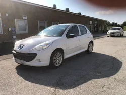 Vit Begagnad 2010 Peugeot 206+ Halvkombi | 29 500 kr (Marknadspris)