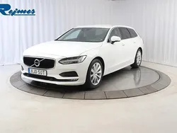 Vit (ice vit) Begagnad 2019 Volvo V90 Momentum Kombi | 194 000 kr (Marknadspris)