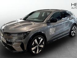 Grå (grey) Begagnad 2024 Renault Mégane Techno Halvkombi | 359 000 kr (Marknadspris)