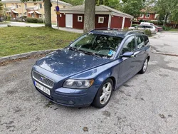Blå Begagnad 2005 Volvo V50 Kinetic Kombi | 25 000 kr (Lite dyr)