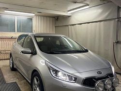Begagnad 2013 Kia Ceed Halvkombi | 75 000 kr