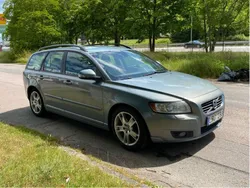 Blå Begagnad 2011 Volvo V50 Momentum Kombi | 20 000 kr (Superpris)