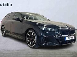 Svart Begagnad 2025 BMW 530e Kombi | 789 000 kr