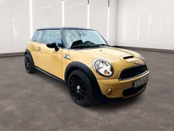 Gul Begagnad 2008 Mini Cooper S Halvkombi | 69 900 kr (Bra pris)