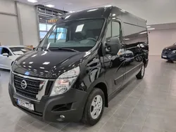 Svart Begagnad 2021 Nissan NV400 Van | 269 000 kr