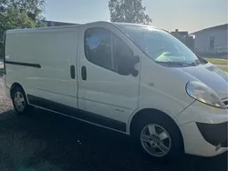 Vit Begagnad 2012 Nissan Primastar Minibuss | 60 000 kr (Marknadspris)