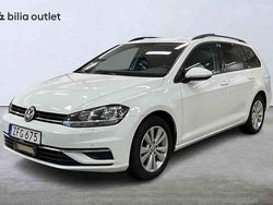Vit Begagnad 2018 VW Golf VII Kombi | 139 900 kr (Marknadspris)