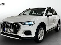 Vit Begagnad 2023 Audi Q3 Advanced SUV | 354 000 kr (Lite dyr)