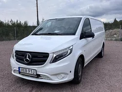 Vit Begagnad 2022 Mercedes Vito Minibuss | 300 000 kr (Superpris)