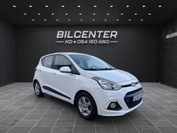 Vit Begagnad 2016 Hyundai i10 Premium Halvkombi | 79 900 kr (Marknadspris)