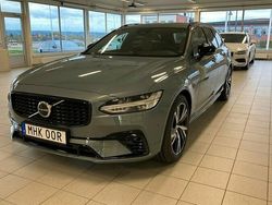 Grå Begagnad 2021 Volvo V90 R-Design Kombi | 679 000 kr