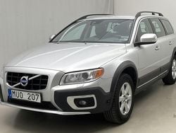 Ljusgrå Begagnad 2013 Volvo XC70 Momentum SUV | 153 000 kr (Bra pris)