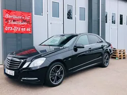 Svart Begagnad 2011 Mercedes E200 Avantgarde Sedan | 99 900 kr (Bra pris)