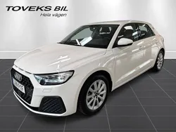 Cortinavit Begagnad 2024 Audi A1 Sportback Proline Halvkombi | 229 800 kr (Marknadspris)