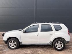 Vit Begagnad 2015 Dacia Duster SUV | 75 000 kr (Marknadspris)