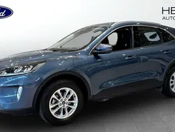 Blå (blue) Begagnad 2023 Ford Kuga Titanium SUV | 269 900 kr (Marknadspris)