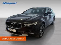 Grå Begagnad 2024 Volvo V90 CC Plus Kombi | 499 500 kr (Marknadspris)