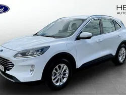 Vit (white) Begagnad 2022 Ford Kuga Titanium SUV | 244 900 kr (Marknadspris)