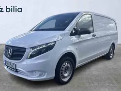 Vit Begagnad 2024 Mercedes Vito Minibuss | 529 000 kr