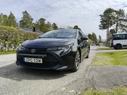 Gul Begagnad 2022 Toyota Corolla Kombi | 165 000 kr