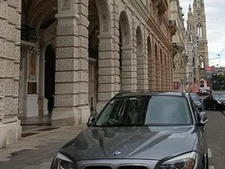 Grå Begagnad 2011 BMW X1 SUV | 68 900 kr (Bra pris)