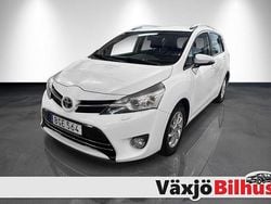 Vit Begagnad 2014 Toyota Verso Business Edition Minibuss | 79 900 kr
