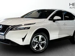 Svart Begagnad 2022 Nissan Qashqai N-Connecta SUV | 274 900 kr (Marknadspris)