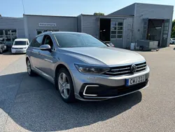 Silver Begagnad 2021 VW Passat GTE Kombi | 125 000 kr (Superpris)