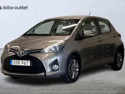 Brun Begagnad 2015 Toyota Yaris Halvkombi | 109 900 kr