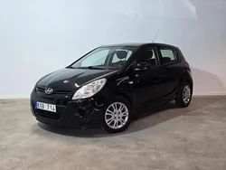 Svart Begagnad 2010 Hyundai i20 Halvkombi | 74 700 kr (Lite dyr)