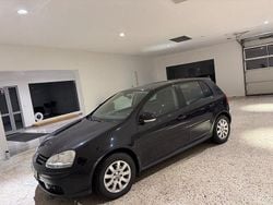 Svart Begagnad 2008 VW Golf VI Trendline Halvkombi | 38 900 kr (Marknadspris)