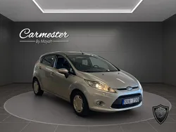 Grå Begagnad 2009 Ford Fiesta Titanium Halvkombi | 39 990 kr (Marknadspris)
