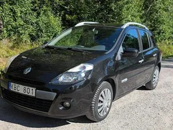 Svart Begagnad 2011 Renault Clio GrandTour Kombi | 39 500 kr (Marknadspris)