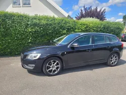 Svart Begagnad 2016 Volvo V60 Momentum Kombi | 99 000 kr (Superpris)