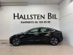 Svart Begagnad 2019 Tesla Model 3 Long Range Sedan | 199 900 kr (Marknadspris)