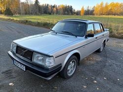 Begagnad 1981 Volvo 244 Sedan | 235 000 kr