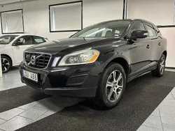 Svart Begagnad 2011 Volvo XC60 Summum SUV | 89 500 kr (Marknadspris)