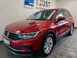 Röd Begagnad 2020 VW Tiguan SUV | 269 000 kr (Marknadspris)